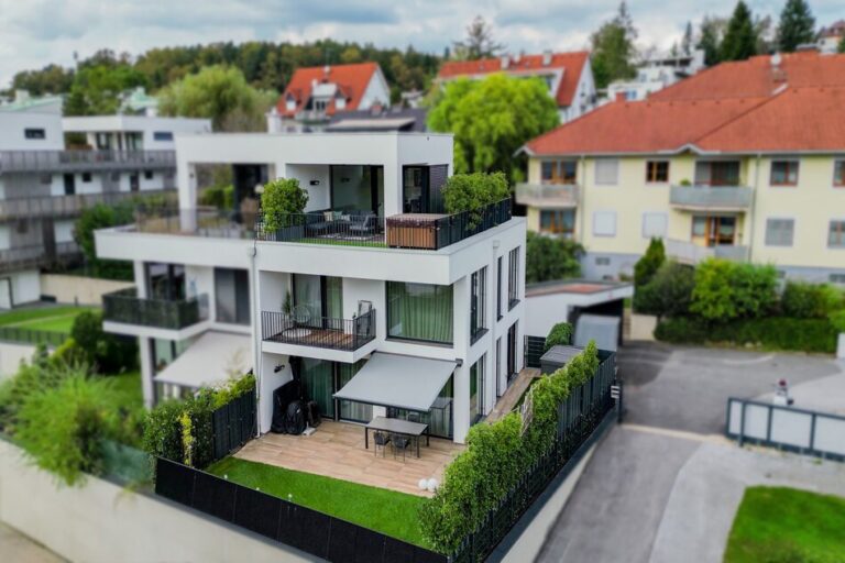Exklusive Doppelhaushälfte Graz