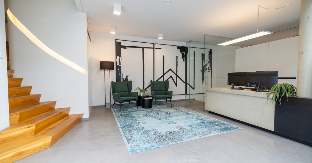 Empfangsbereich Büro TeamWohnWerk in Graz – Immobilienmakler Steiermark