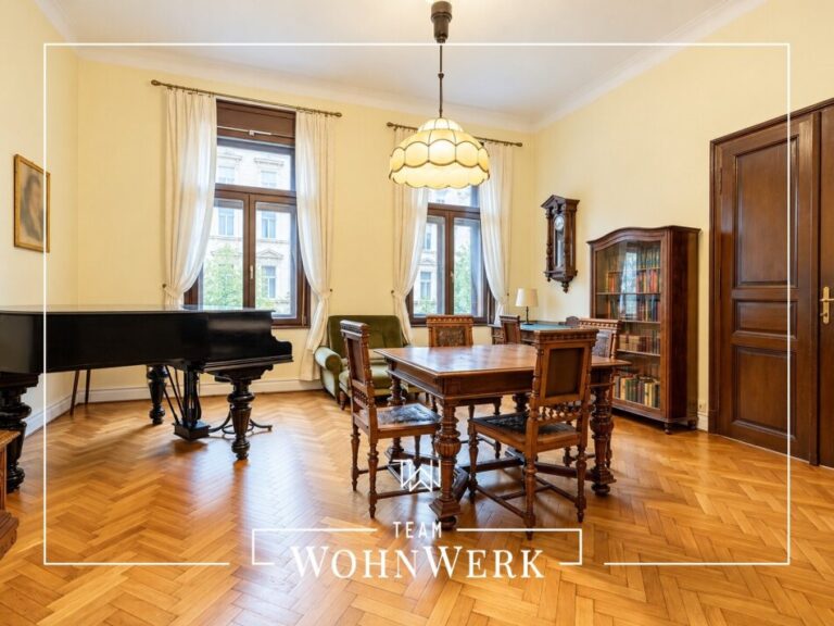 Wohnbereich mit Klavier
